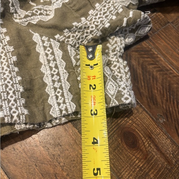 House of Harlow 1960 x Revolve linen embroidered shorts size large . Never worn - Picture 9 of 9